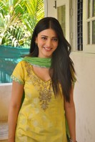 Shruti Hassan Latest Images